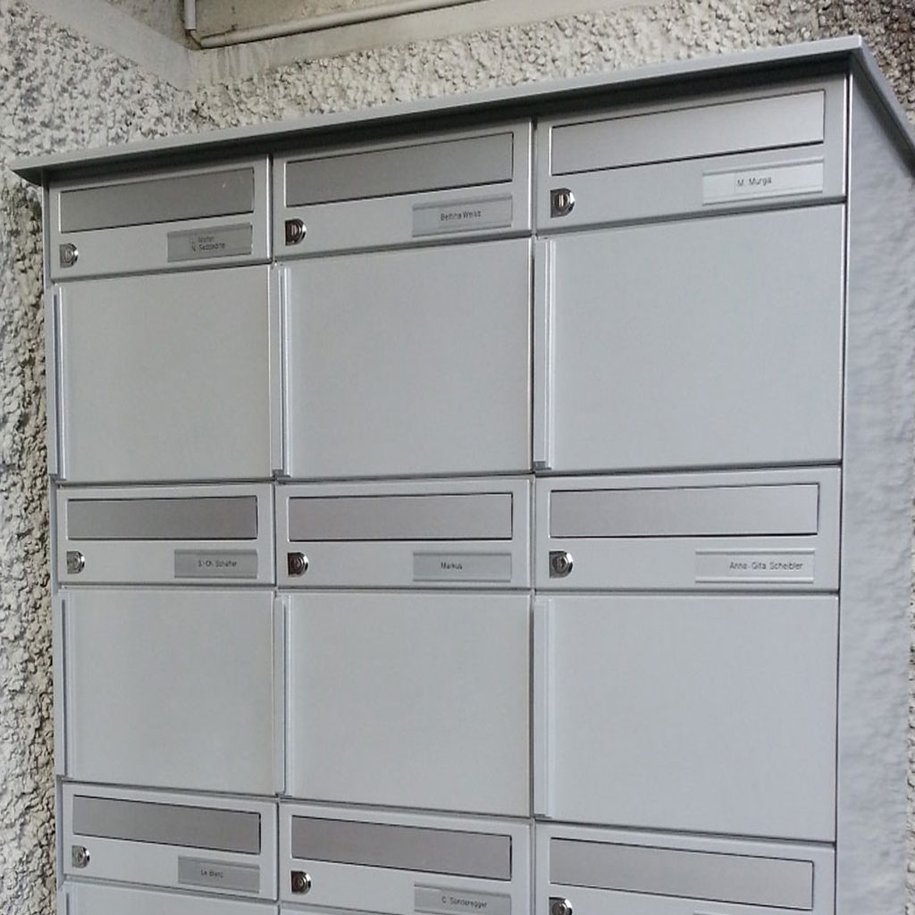 Ecoline Wand, Briefkastenanlage
