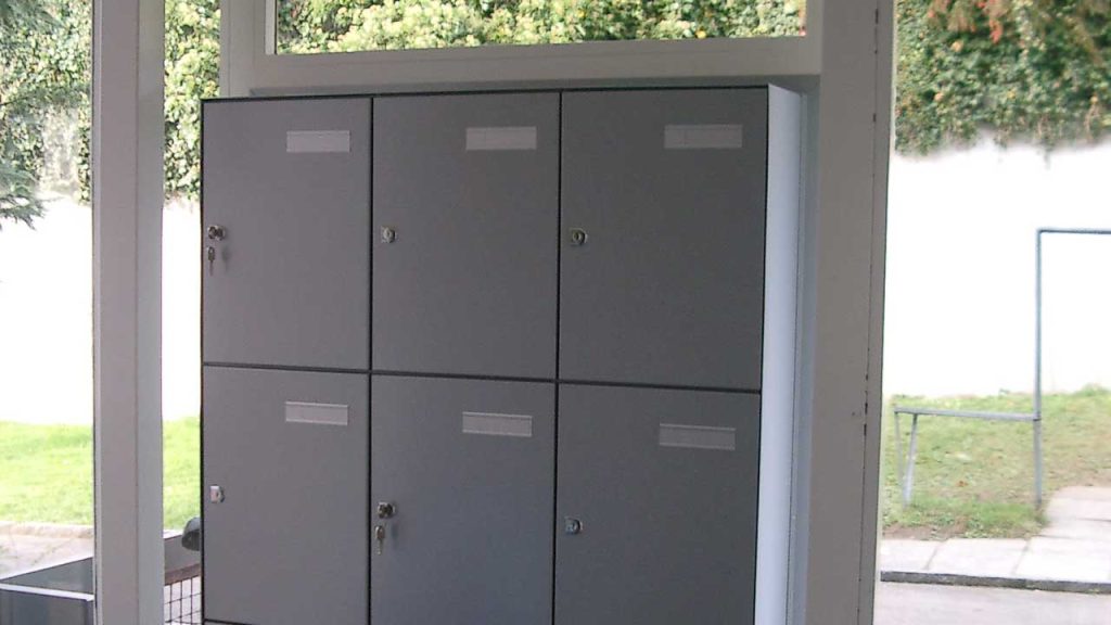 Briefkastenanlage Wandeinbau, Aluminiumbriefkasten